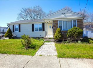 72 Columbus St, Providence, RI 02908