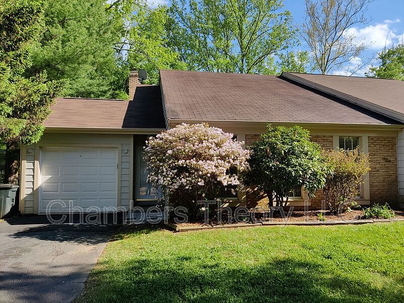 1st image of 10043 Downeys Wood Ct