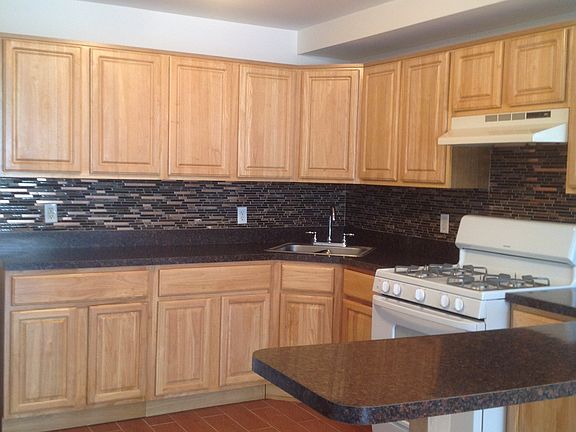 3rd image of 84 50 116 St Kew Garden Ny 11415 # Fl 2nd