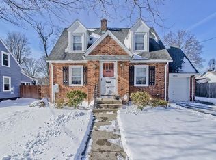 28 Roosevelt Ave, Springfield, MA 01118