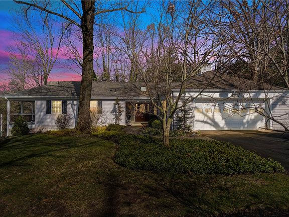 2nd image of 4406 Birchwood Ln