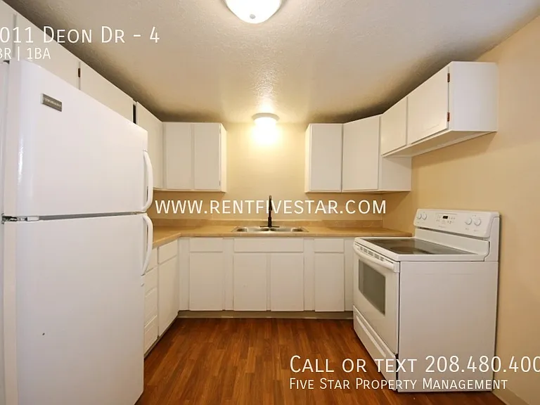 1011 Deon Dr #4 — Photo 7