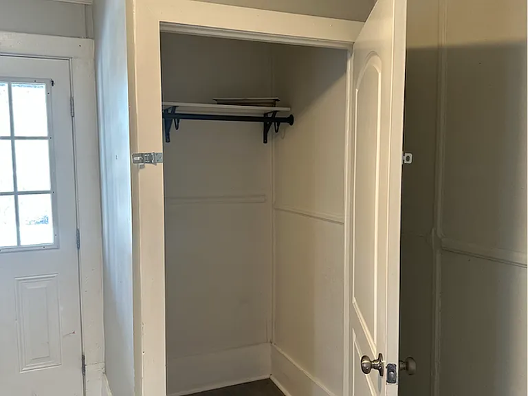 18 Calloway St #4 — Photo 8