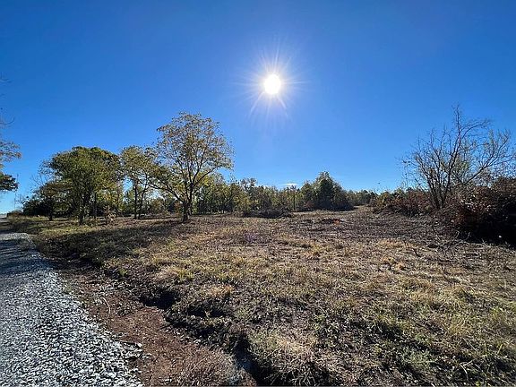 3rd image of 13700 County Road 1566
