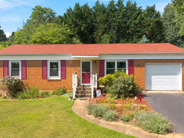 3425 Westbrook Cir, Lynchburg, VA 24501