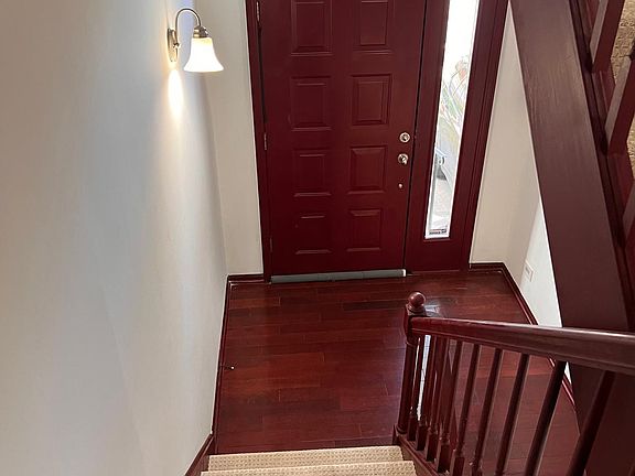 3rd image of 901 W Essex Pl