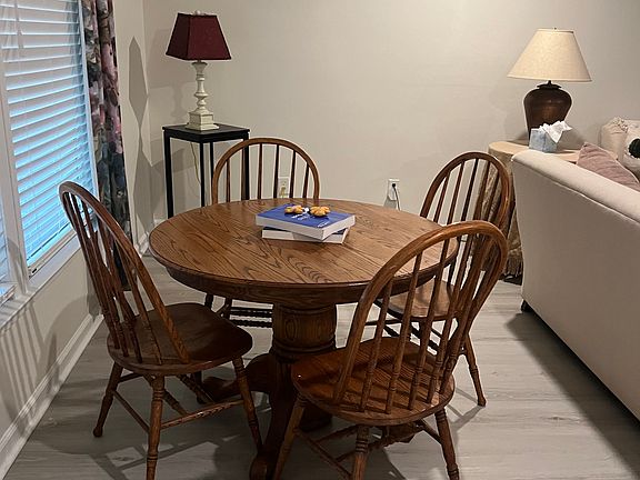 Living area study/game table