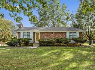 18211 E 227th St, Harrisonville, MO 64701