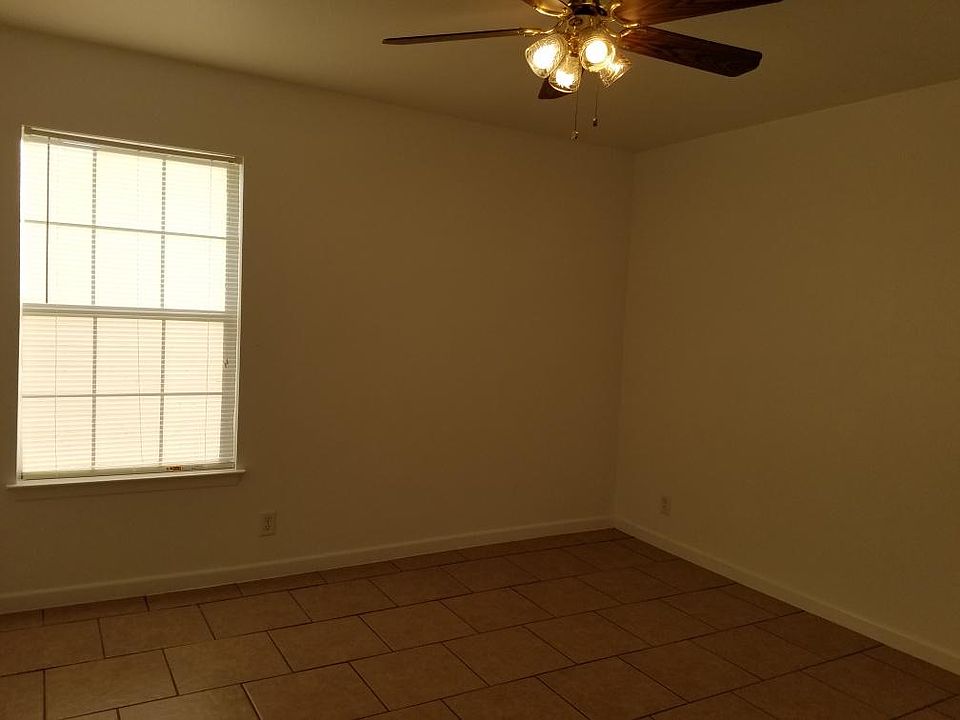 2nd image of 1207 W Goodwin St Unit B