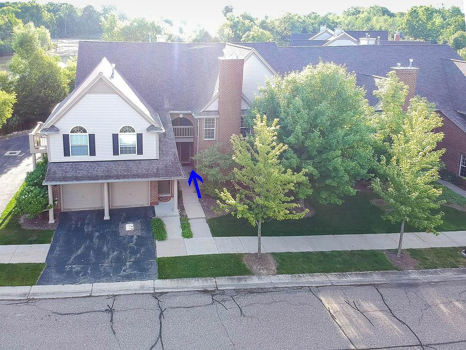 1st image of 28138 Carlton Way Dr #10
