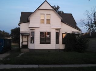 25848 Lawn St, Roseville, MI 48066