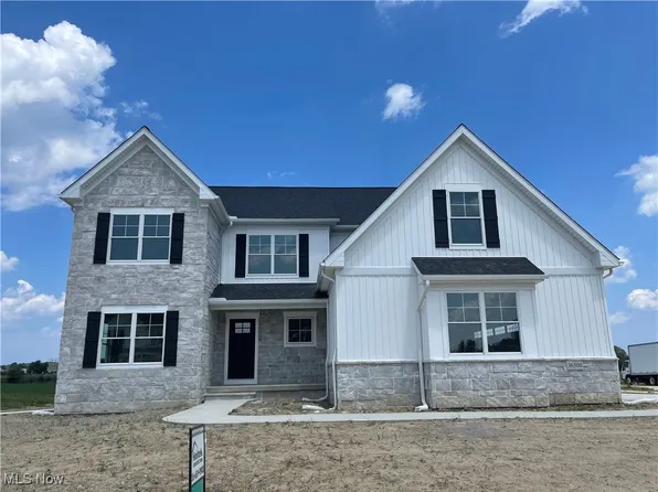 36500 W Shr, North Ridgeville, OH 44039