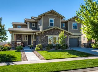 26626 E Peakview Dr, Aurora, CO 80016