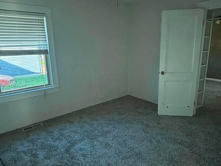 2100 Sunset Dr — Photo 12