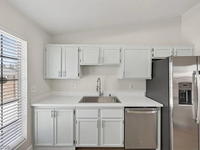 1204 Norma Joyce Ln — Photo 13