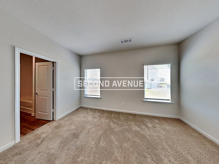 714 Woody Dr — Photo 13