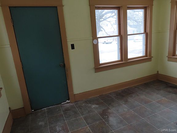 3rd image of 311 Minnesota Ave