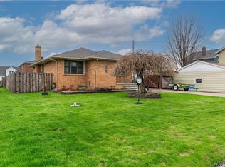 15 Hamilton Ave, Lackawanna, NY 14218