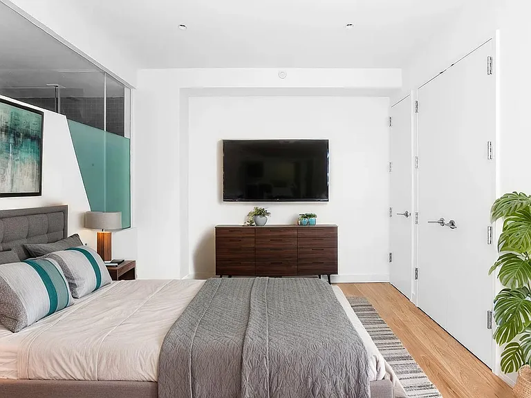 123 Washington St #30H — Photo 4