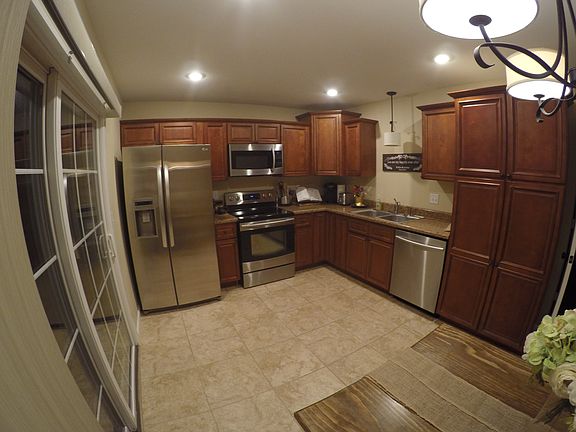 2nd image of 234 Arbor Cir