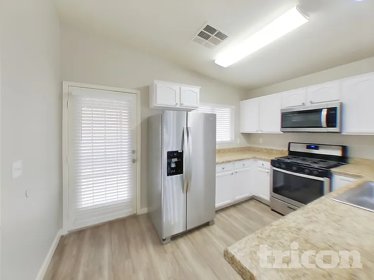 5088 Jewel Canyon Dr — Photo 6