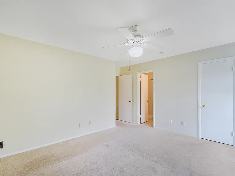 7822 Citadel Ct — Photo 15