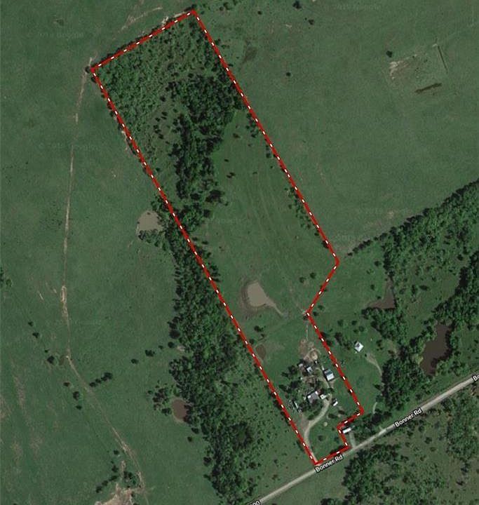 2nd image of 380 SE County Road 2200