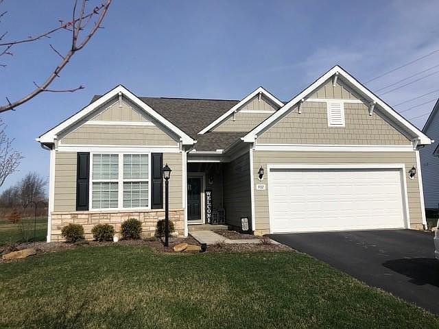 1st image of 932 Zeller Cir