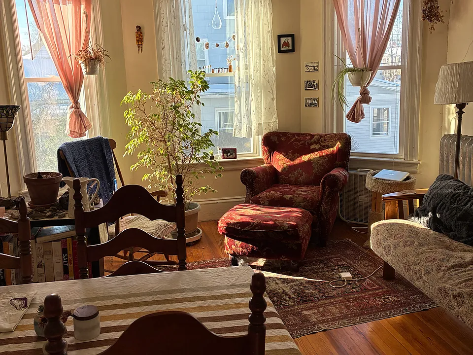 17 Liberty St #4