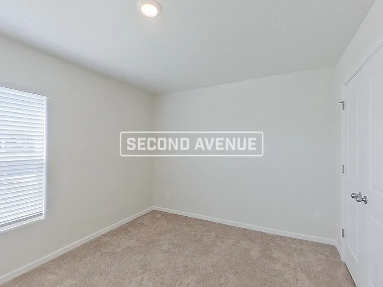 622 Wild Tulip Ct — Photo 17