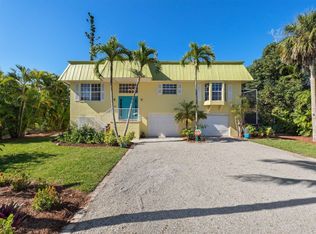 5827 Pine Tree Dr, Sanibel, FL 33957