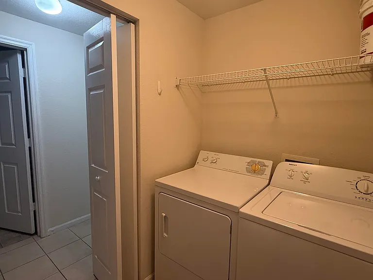 2801 Chancellorsville Dr #1326 — Photo 12