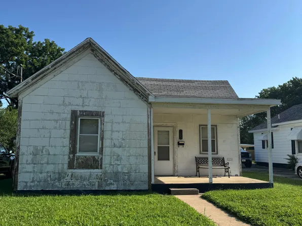 1723 W Chestnut Street, Springfield, MO 65802