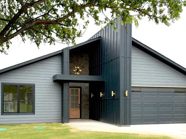 5517 Stonegate Cir, Granbury, TX 76048