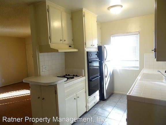 5th image of 1206 N Orange Dr APT 1
