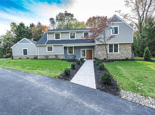 28700 Shaker Blvd, Pepper Pike, OH 44124