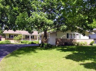 431 10th Ct, St Charles, IL 60174