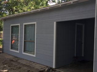 1047 W Mill St, New Braunfels, TX 78130