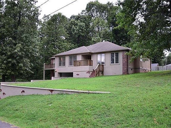 2nd image of 13854 Cortez Ct
