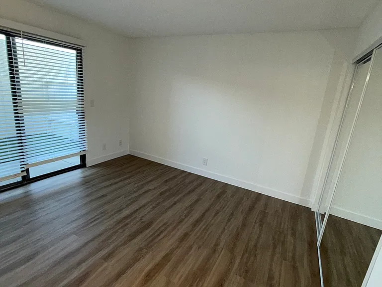 750 S Highland Ave #C — Photo 19