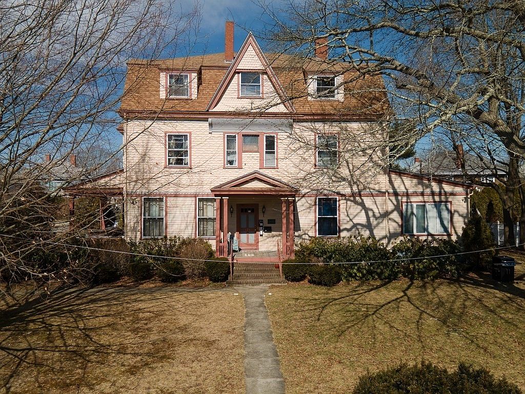 127 Hawthorn St, New Bedford, MA 02740 Zillow