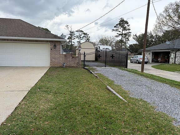 3rd image of 541 Millbrook Pkwy