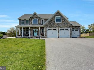 2336 Bodie Island Dr, Chambersburg, PA