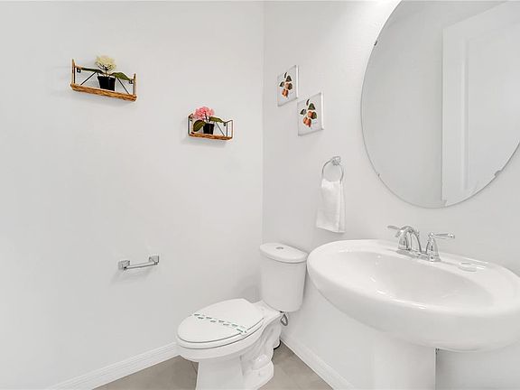 5th image of 808 LONGBOAT DRIVE