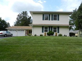 30 Hughes Rd, Somerset, NJ 08873