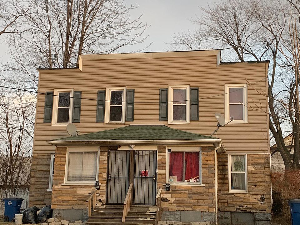 1st image of 4065 E 72nd St