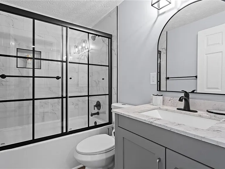 1858 Shenandoah Valley Ln SE — Photo 32