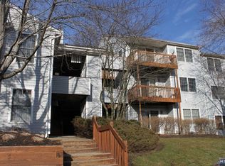 128 Stonyridge Dr, Lincoln Park, NJ 07035