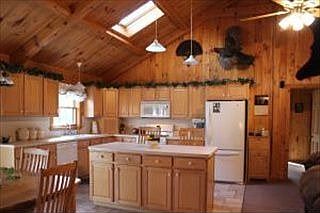 3rd image of 704 Hemlock Hill Ln