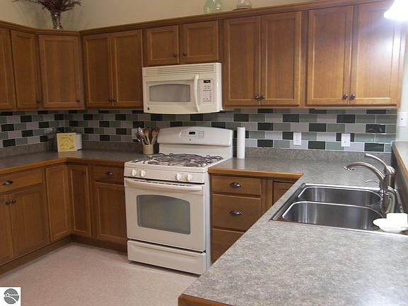 2nd image of 4572 Black Bear Dr